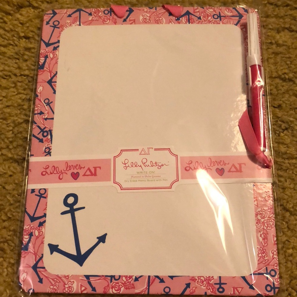 Brand New Lilly Pulitzer Delta Gamma Board